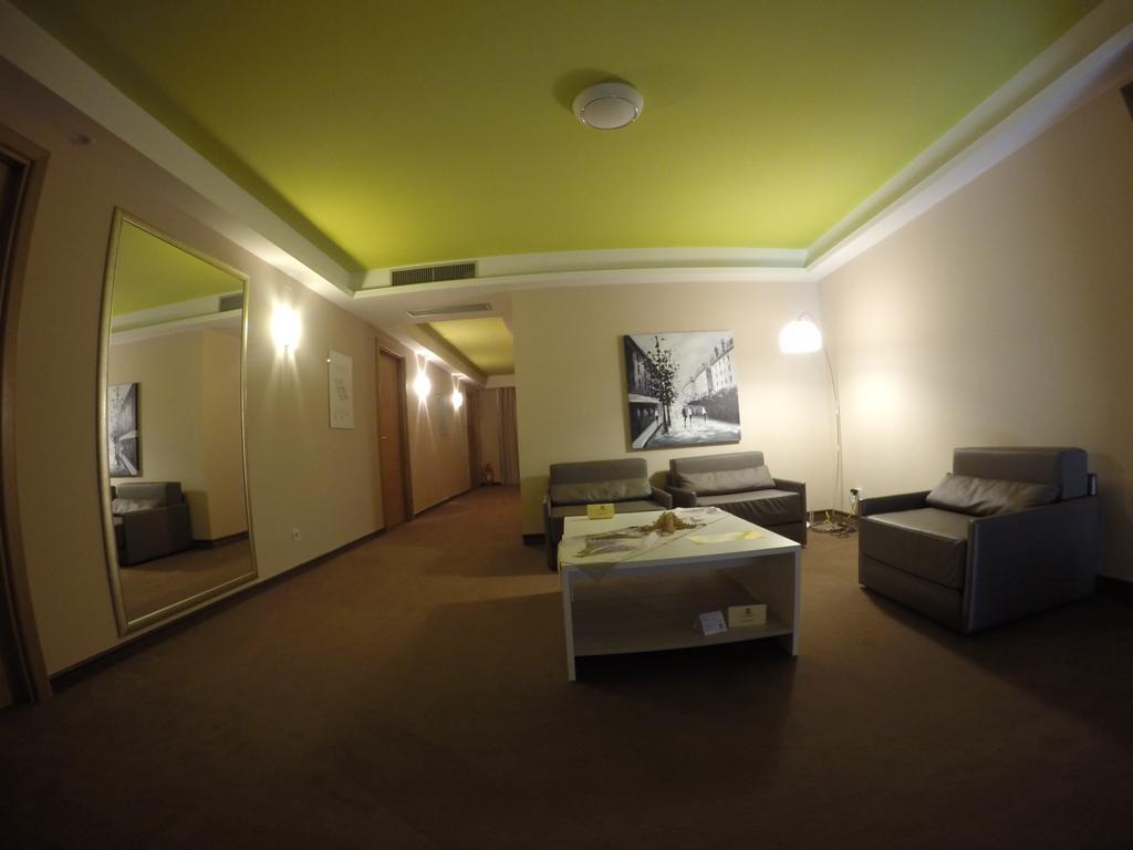 Guest House Neho Cres Esterno foto