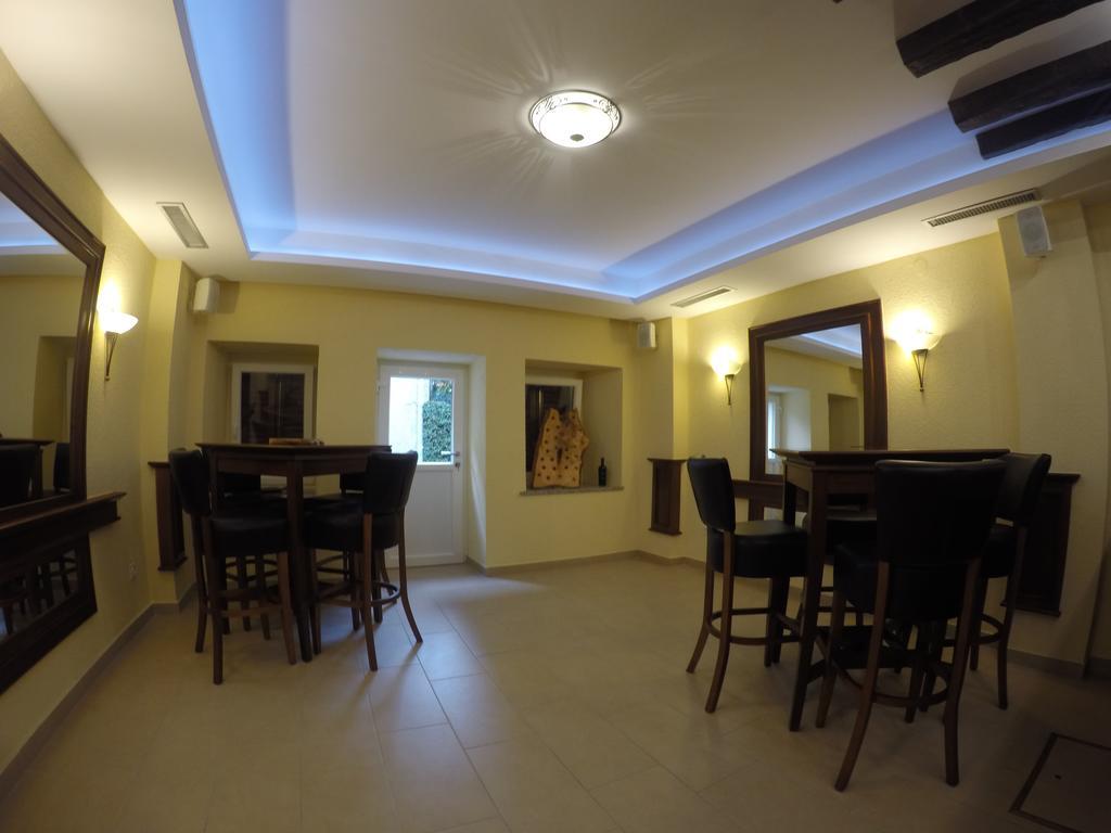Guest House Neho Cres Esterno foto