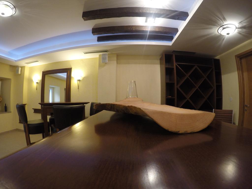 Guest House Neho Cres Esterno foto