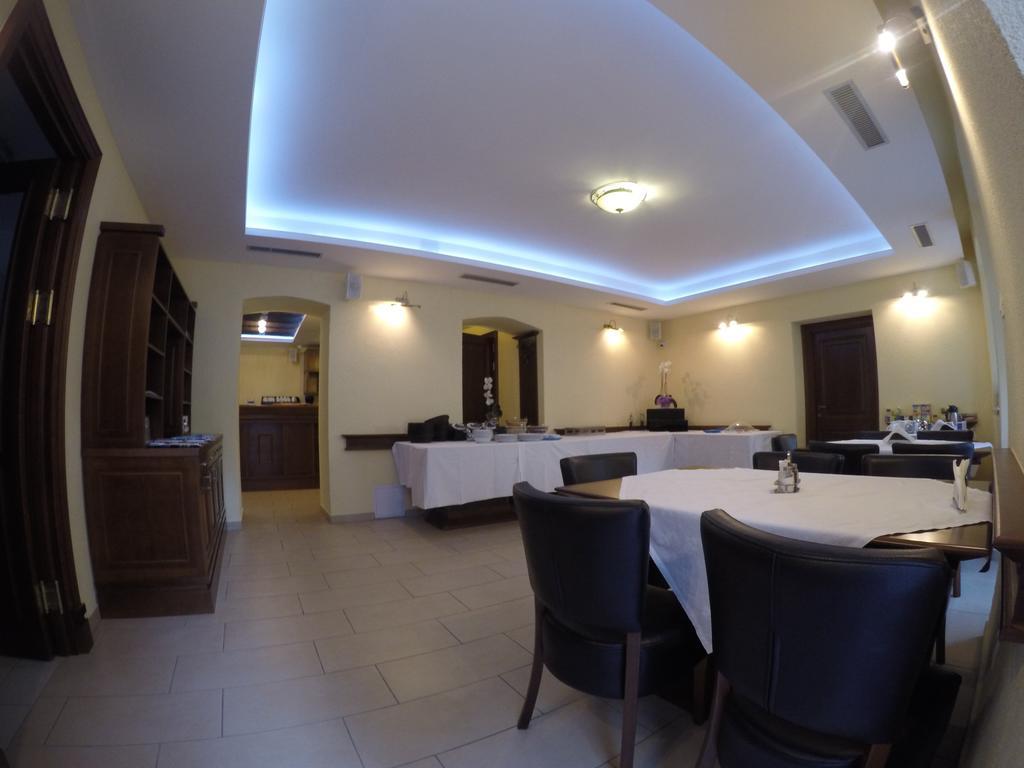 Guest House Neho Cres Esterno foto
