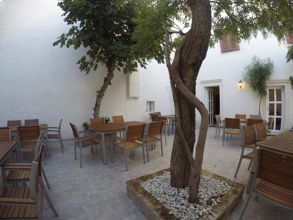 Guest House Neho Cres Esterno foto