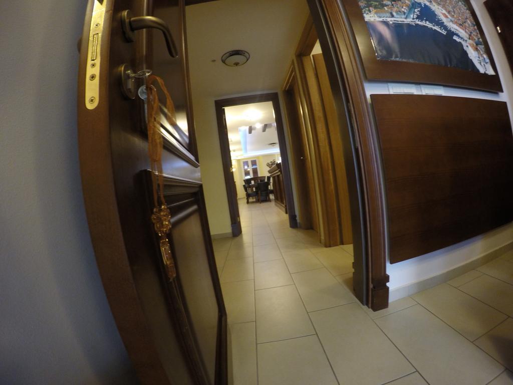 Guest House Neho Cres Esterno foto