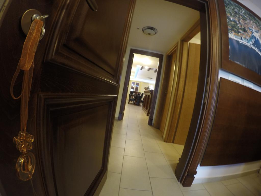 Guest House Neho Cres Esterno foto