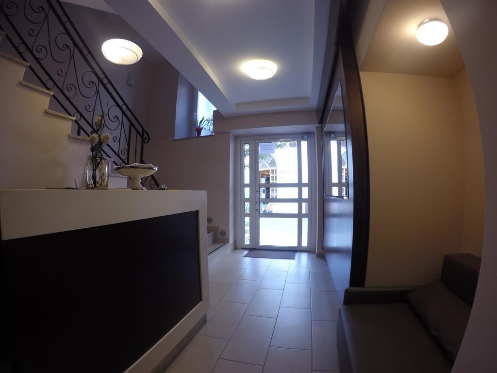 Guest House Neho Cres Esterno foto