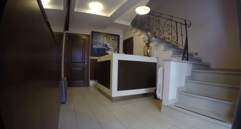 Guest House Neho Cres Esterno foto
